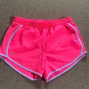 NEVER WORN Under Armour athletic shorts
